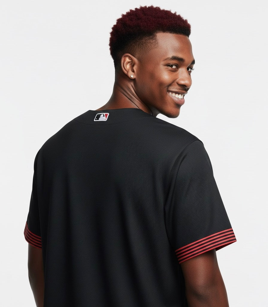 Cincinnati Reds Jersey in Black