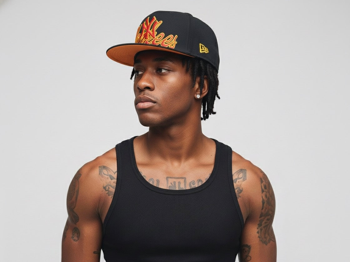 New Era 59FIFTY New York Yankees Fitted Hat in a black and coral colorway