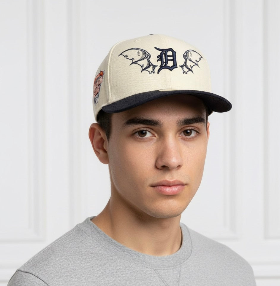 Detroit Tigers baseball cap with a Black Curved Brim